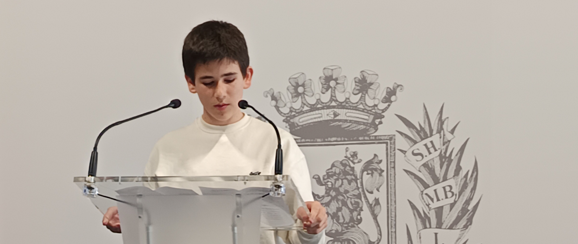 25 de abril - Lectura Pública